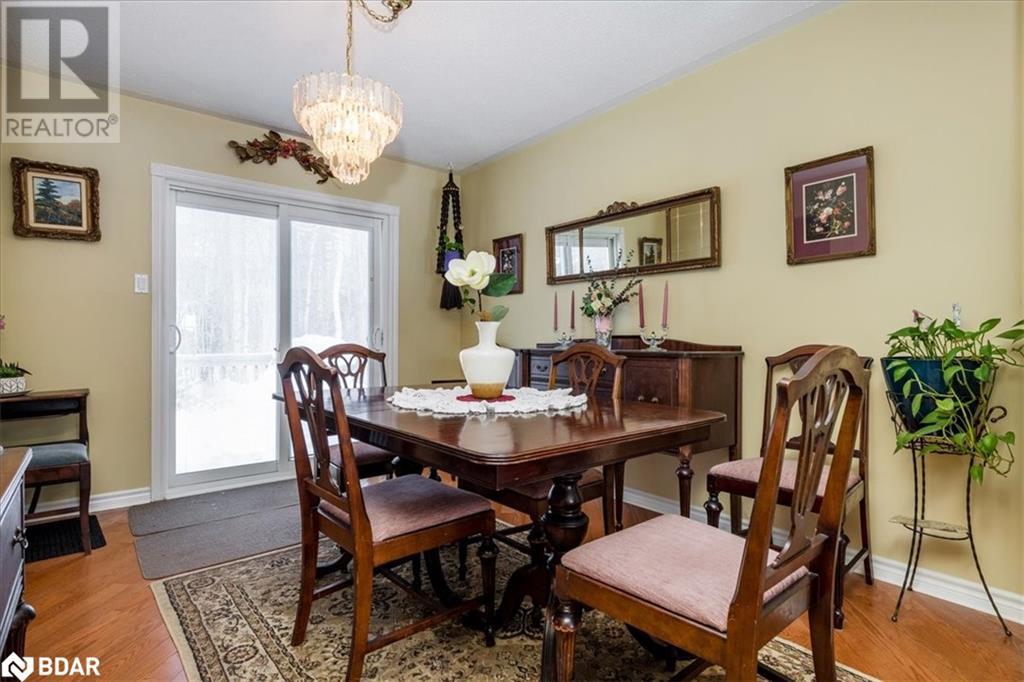 15 Lisbon Court, Wasaga Beach, Ontario  L9Z 1L2 - Photo 9 - 40698078