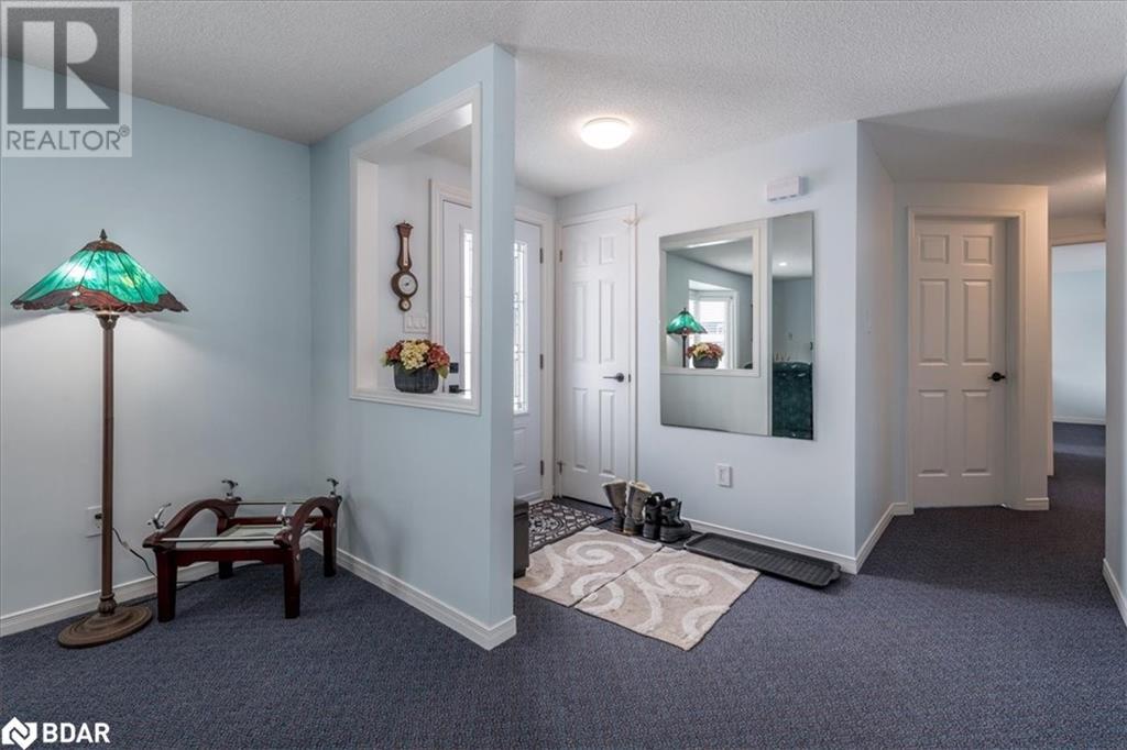 21 Hearts Content, Innisfil, Ontario  L9S 1S1 - Photo 4 - 40698639