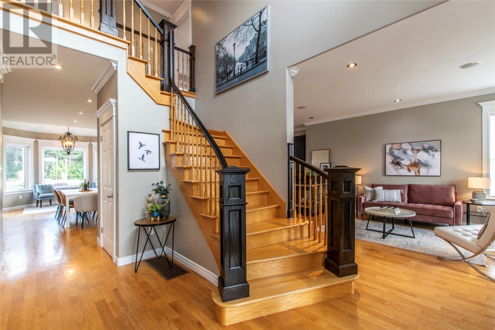 Property at 22 Cordelia Crescent image 3
