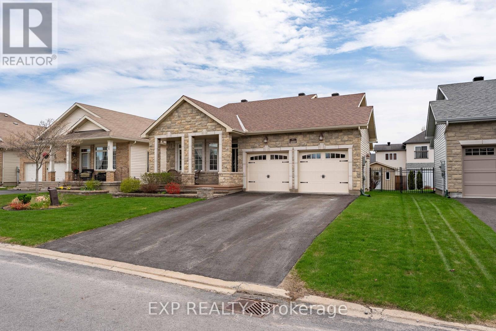 Property at 460 JASPER CRESCENT image 2