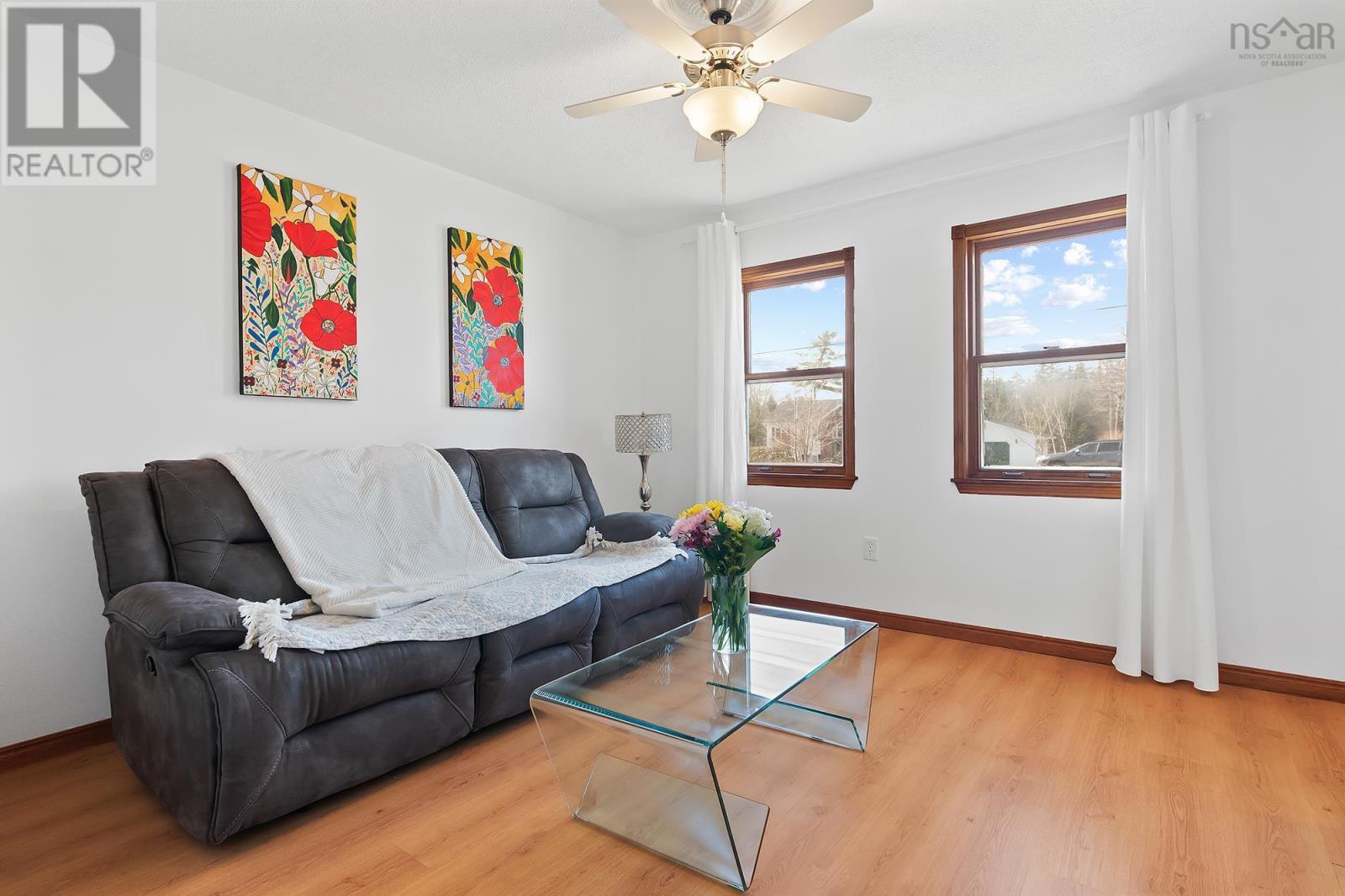 26 Kingsway Road, Hammonds Plains, Nova Scotia  B3Z 1K2 - Photo 11 - 202505936