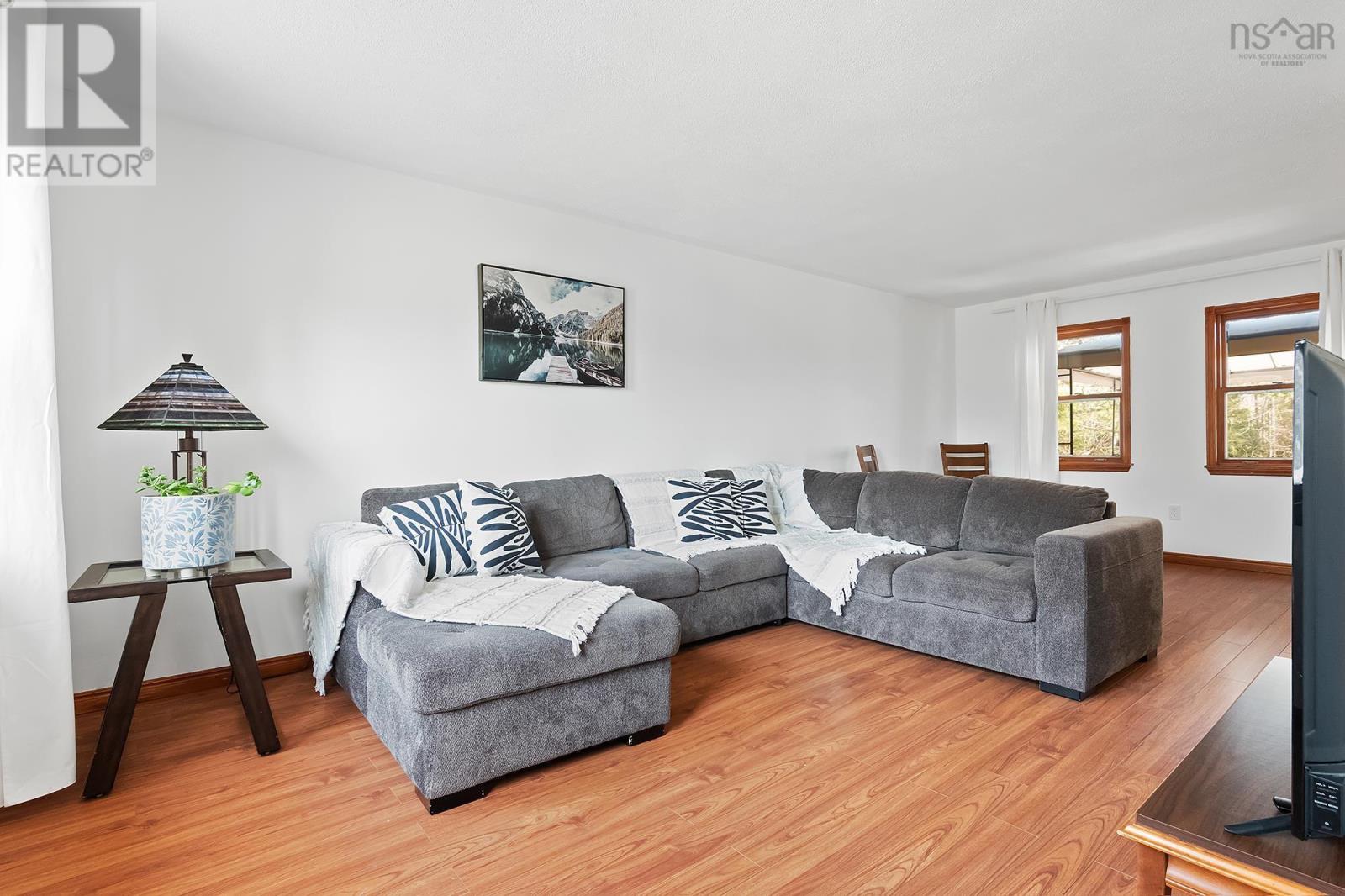 26 Kingsway Road, Hammonds Plains, Nova Scotia  B3Z 1K2 - Photo 13 - 202505936