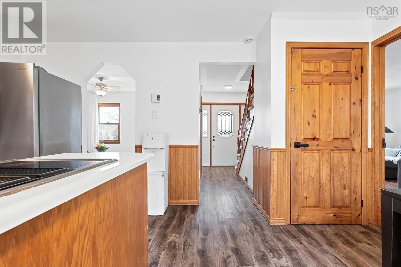 26 Kingsway Road, Hammonds Plains, Nova Scotia  B3Z 1K2 - Photo 8 - 202505936