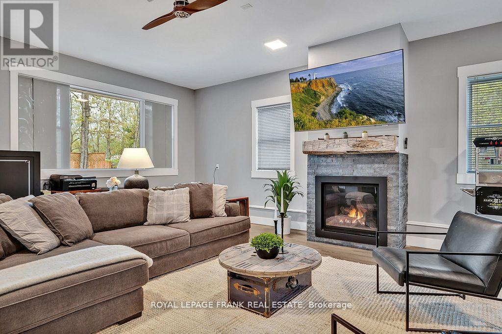 353 Jarvis Road, Madoc, Ontario  K0K 2K0 - Photo 11 - X12044561