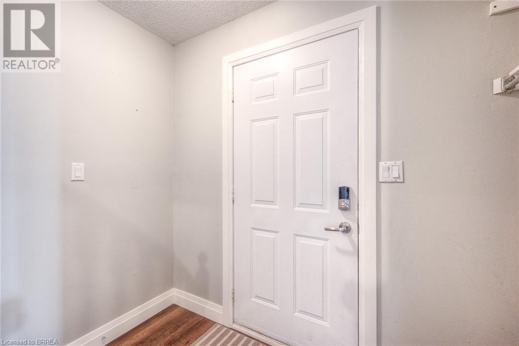 Property at 139 STANLEY Street Unit# 11 image 5