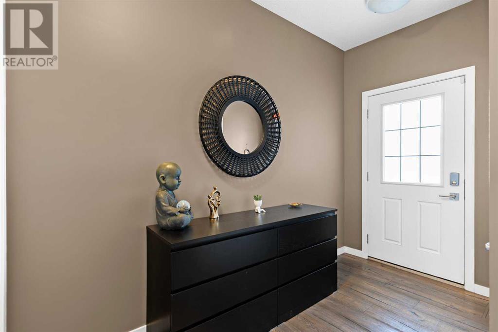 Property at 15 Legacy Close SE image 2