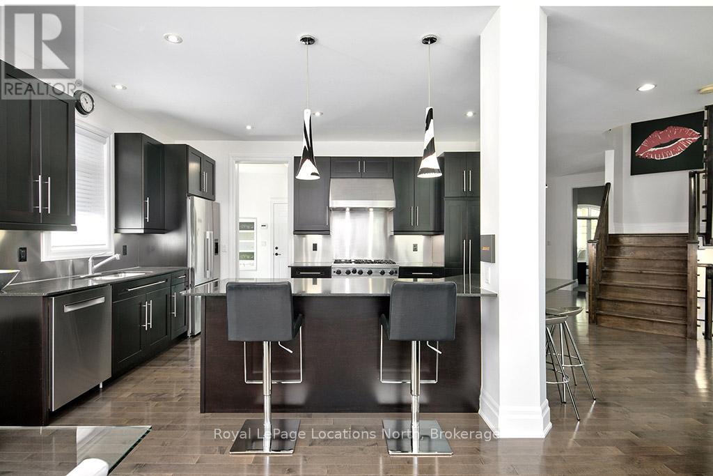 167 East Ridge Drive, Blue Mountains, Ontario  N0H 2P0 - Photo 11 - X12044513