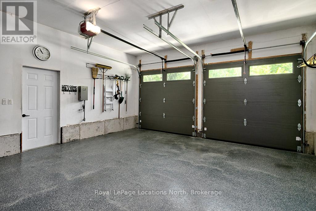 167 East Ridge Drive, Blue Mountains, Ontario  N0H 2P0 - Photo 26 - X12044513
