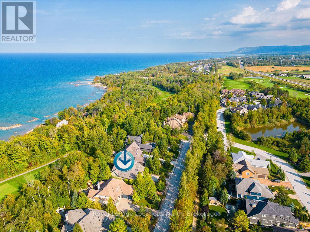 167 East Ridge Drive, Blue Mountains, Ontario  N0H 2P0 - Photo 3 - X12044513