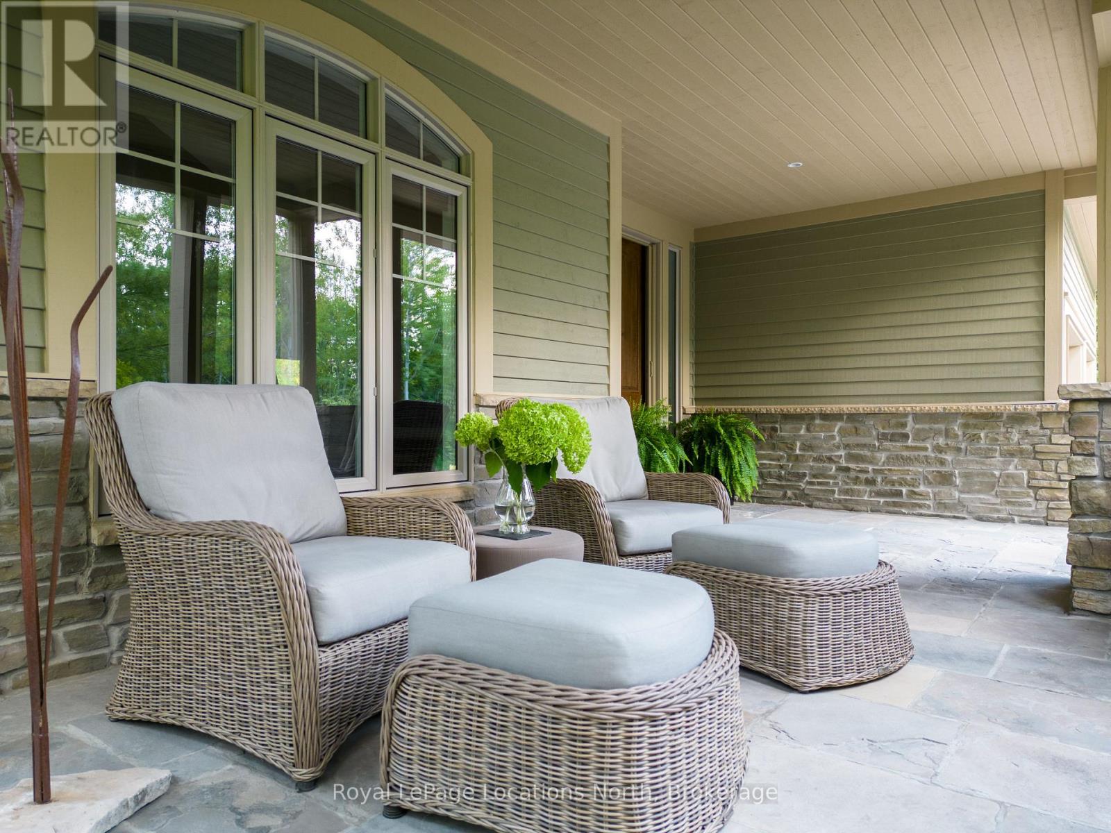 167 East Ridge Drive, Blue Mountains, Ontario  N0H 2P0 - Photo 4 - X12044513