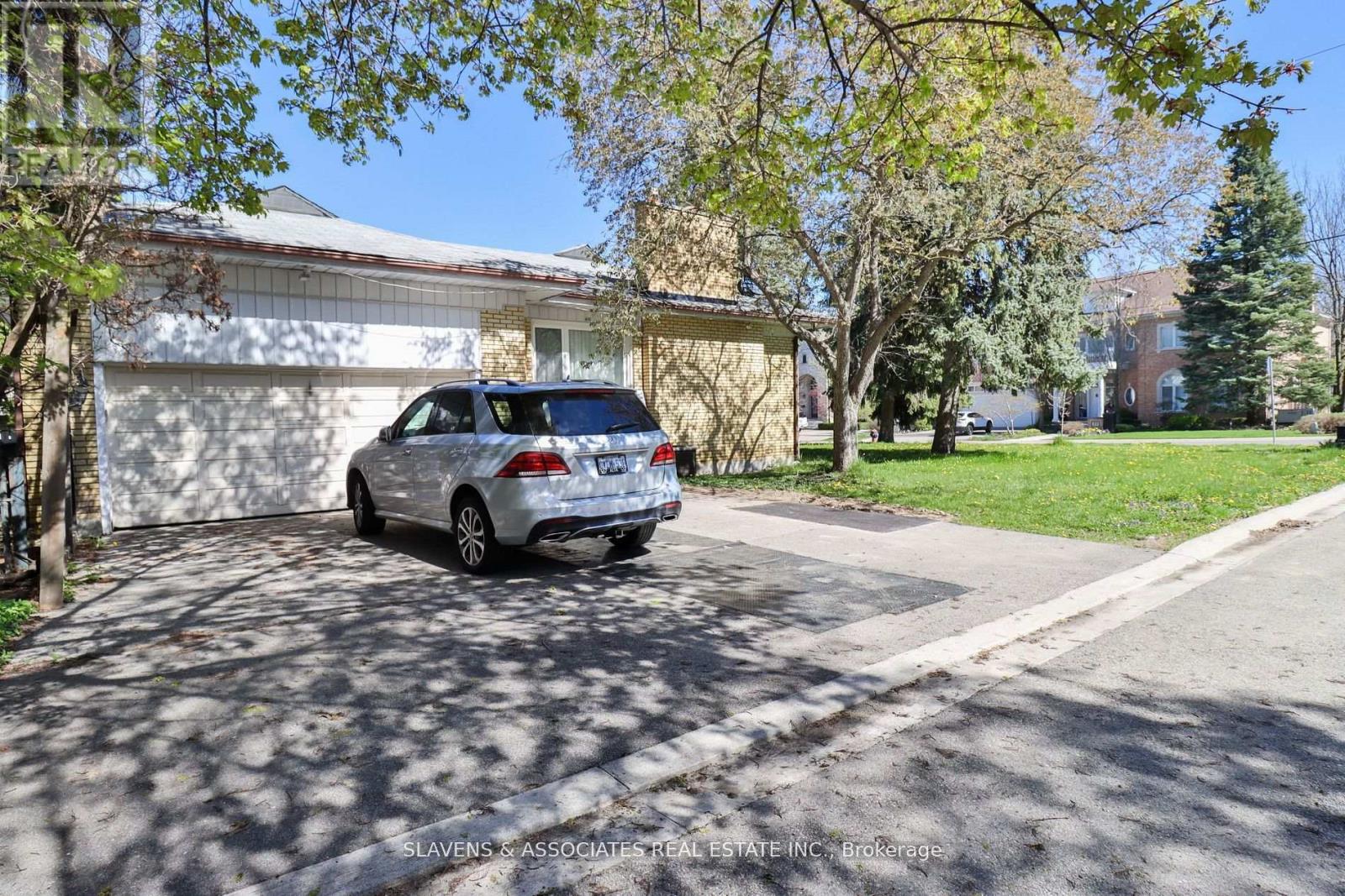 Property at 76 YORK ROAD image 5