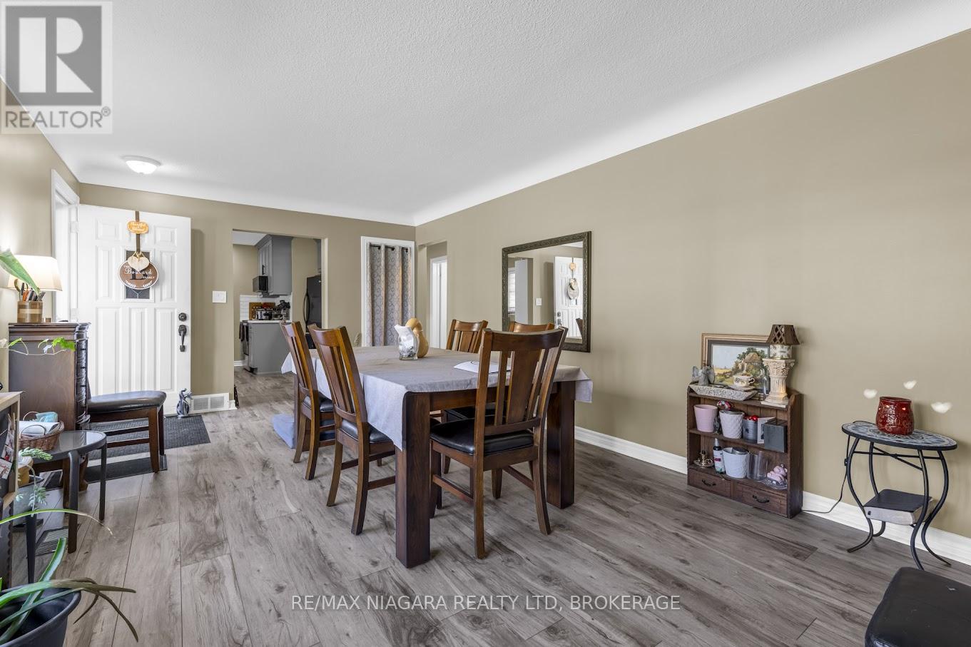 Property at 99 FORKS ROAD image 3
