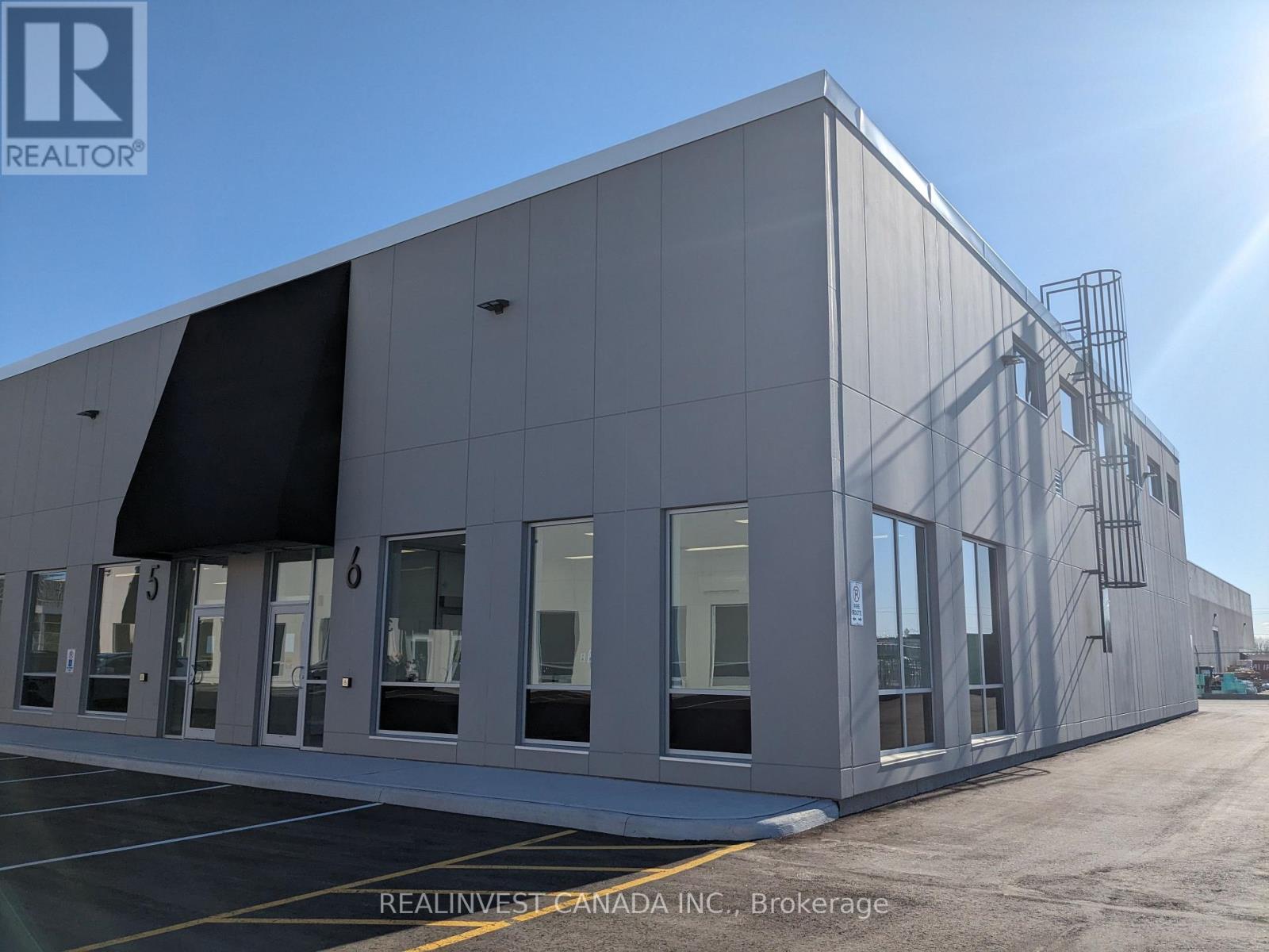 6 - 241 King Street, Barrie, Ontario  L4N 6B5 - Photo 1 - S12044572