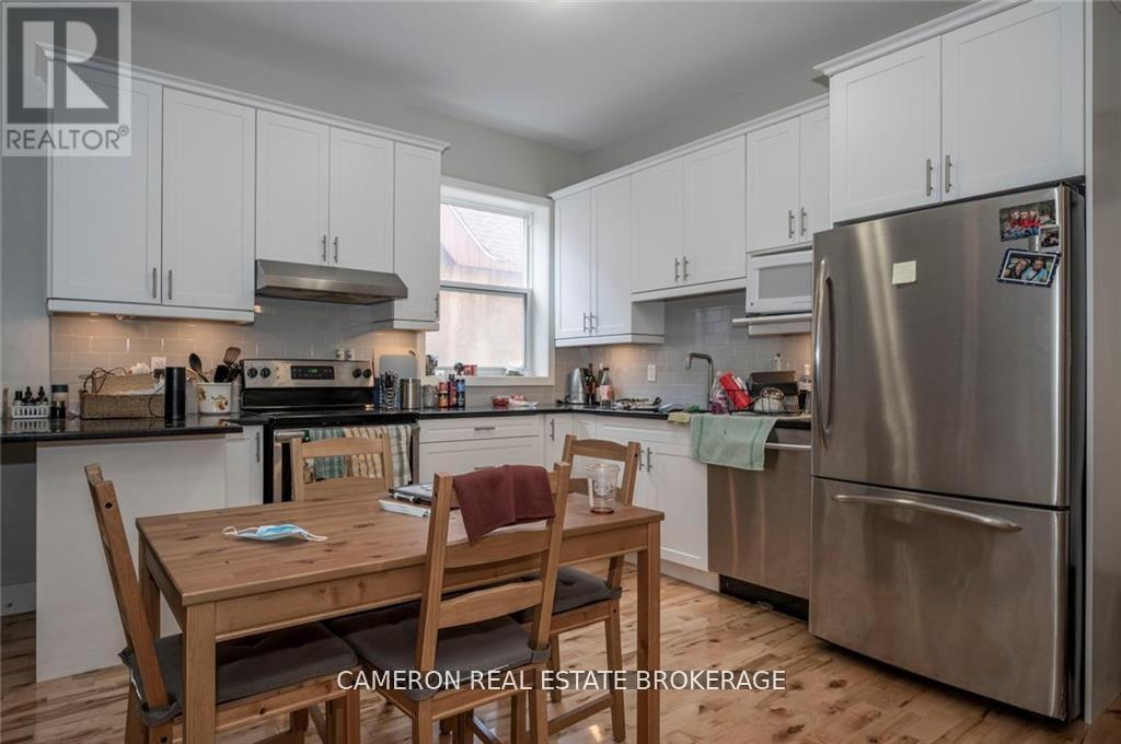 120-122 Sydney Street, Cornwall, Ontario  K6H 3H2 - Photo 5 - X12044678