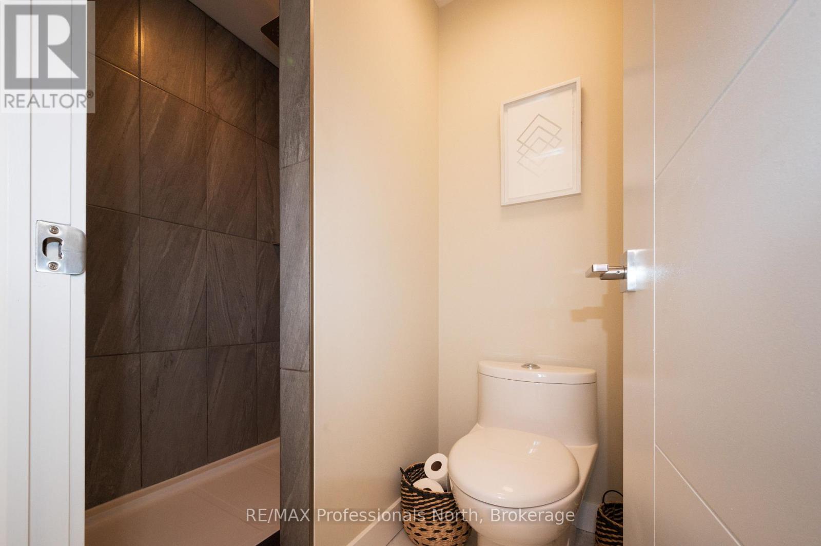 1333 Walker Lake Drive, Lake Of Bays, Ontario  P1H 2J6 - Photo 28 - X12044688