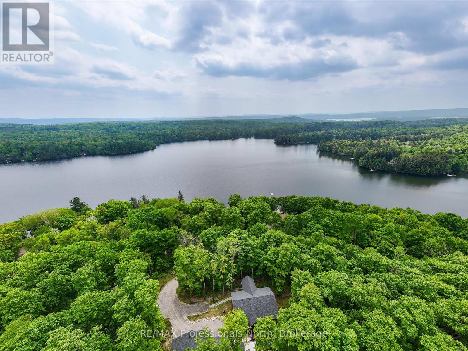 1333 Walker Lake Drive, Lake Of Bays, Ontario  P1H 2J6 - Photo 37 - X12044688