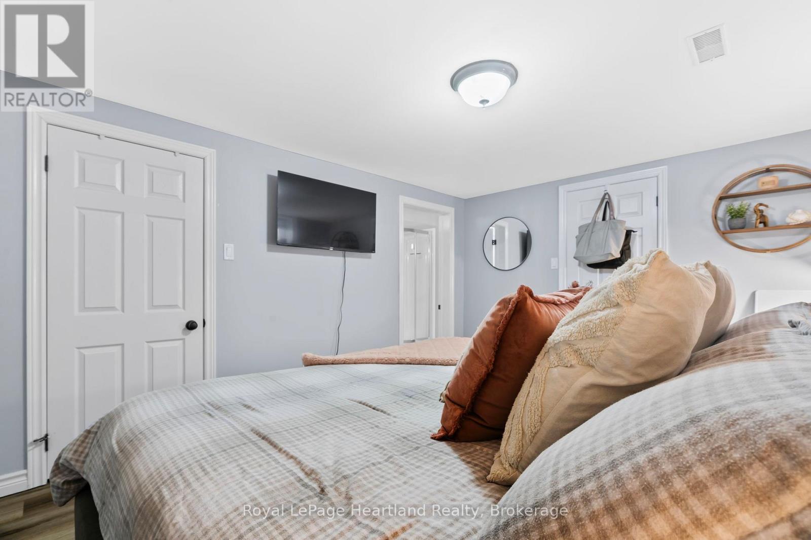 465 Main Street W, Minto, Ontario  N0G 2P0 - Photo 23 - X12044790