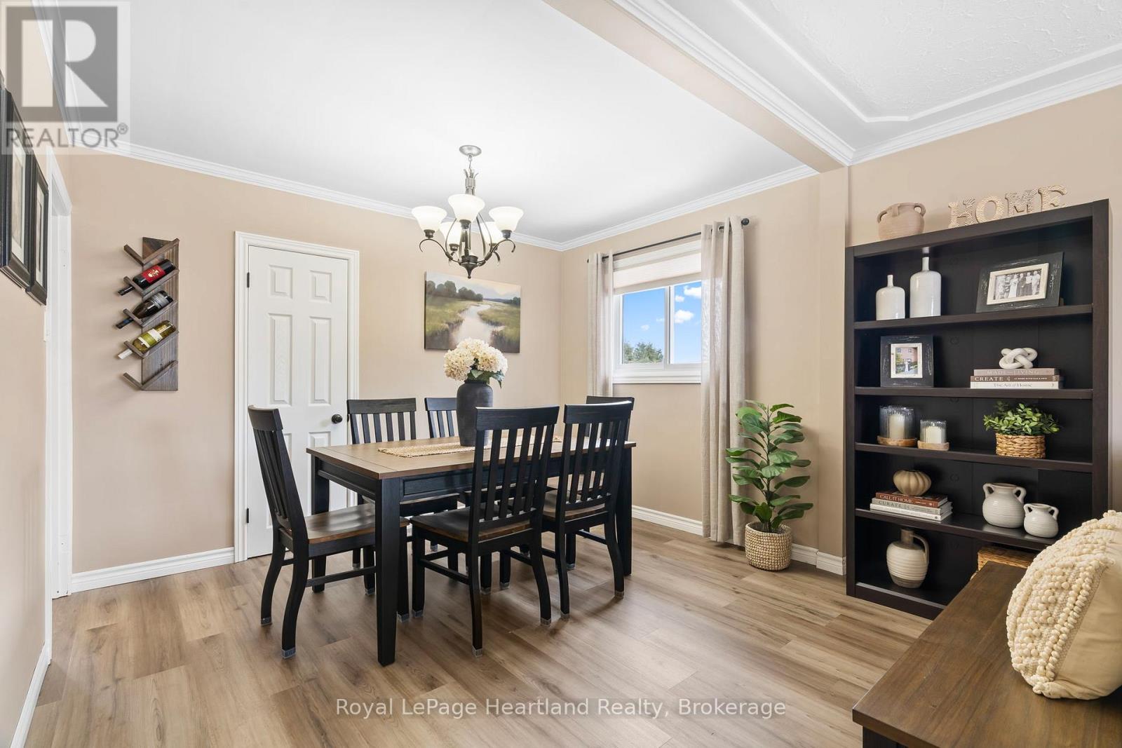 465 Main Street W, Minto, Ontario  N0G 2P0 - Photo 9 - X12044790