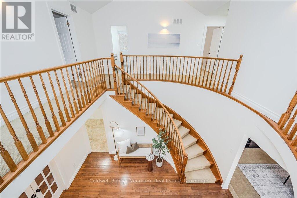 28 Valleyridge Trail, Guelph, Ontario  N1G 4B3 - Photo 21 - X12003785