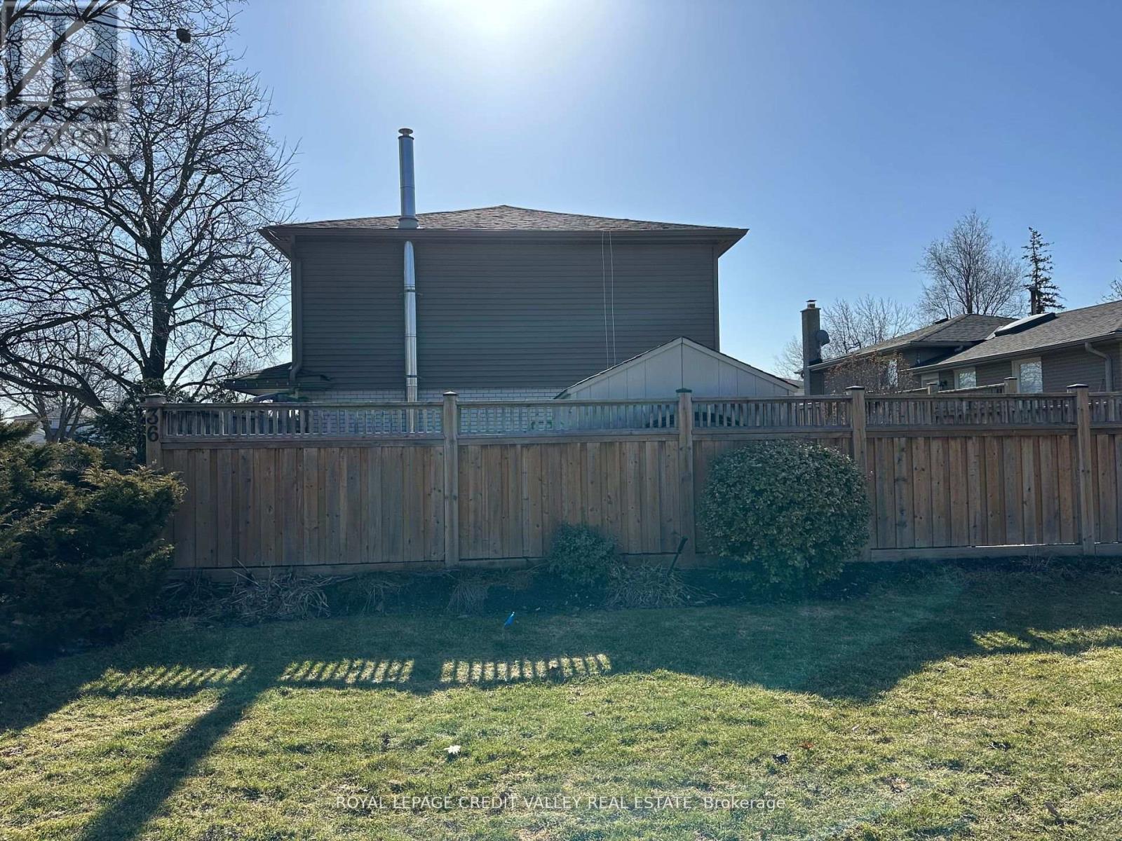 Property at 36 LOCKTON CRESCENT image 5