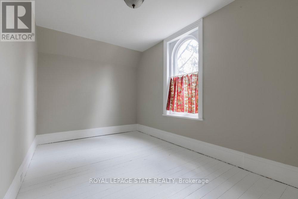 340 Dundas Street E, Hamilton, Ontario  L0R 2H0 - Photo 42 - X12044472