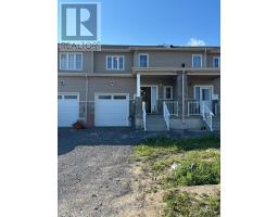 5 GLACIER CRESCENT, Belleville, Ontario