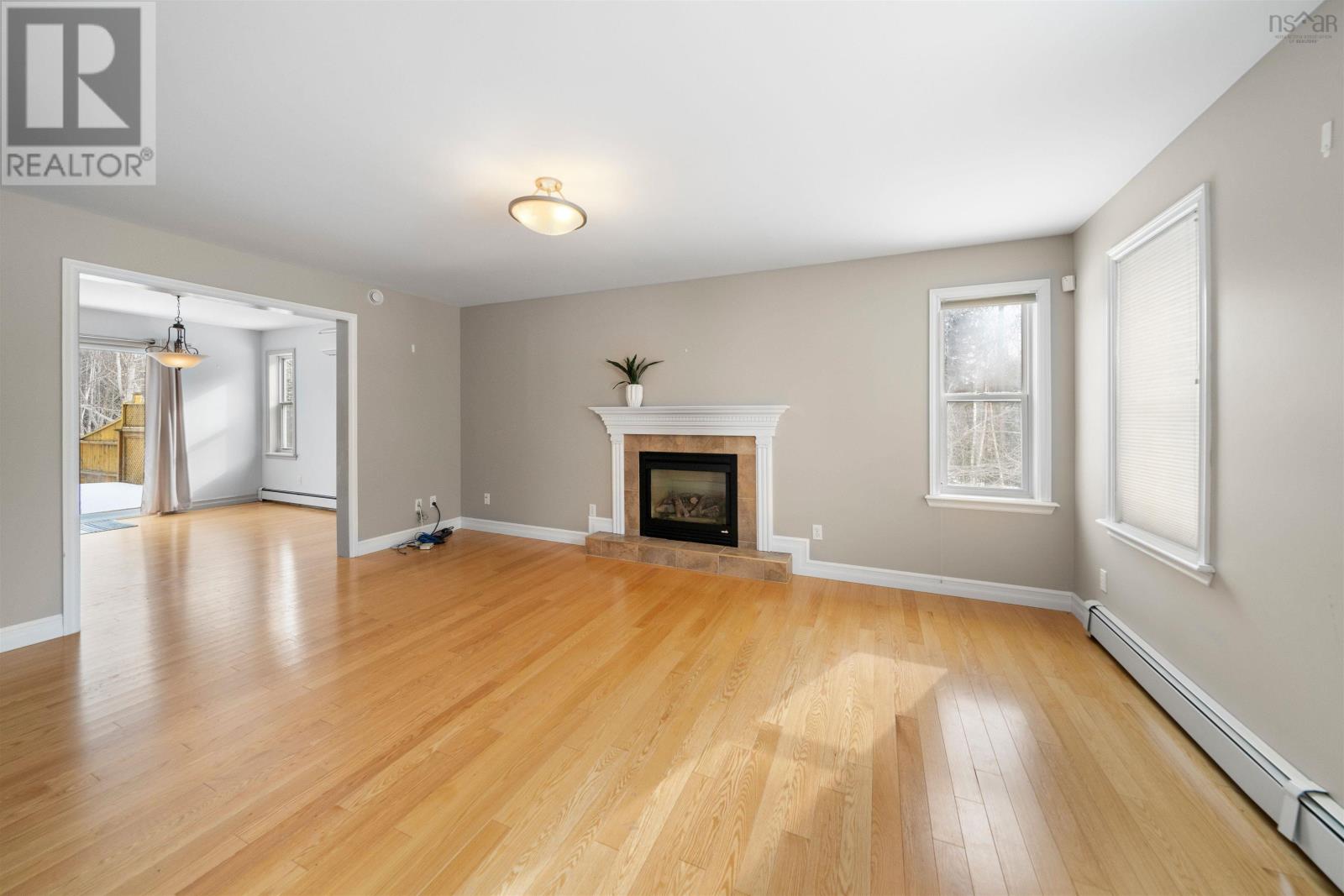 30 Holyrood Close, Fall River, Nova Scotia  B2T 1V1 - Photo 2 - 202503100