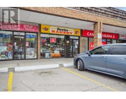 6235 BATHURST STREET, Toronto, Ontario