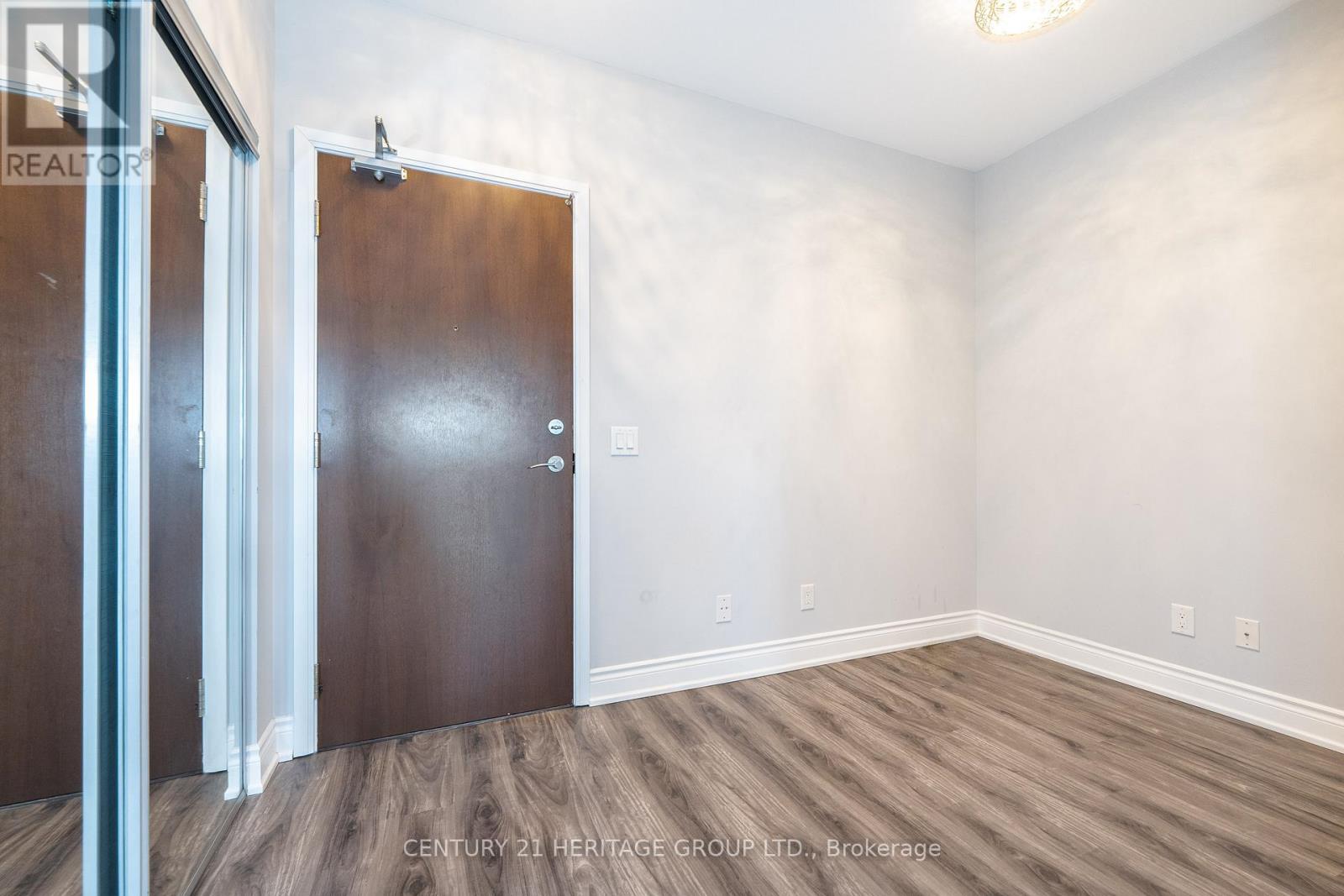 Property at 315 - 9582 MARKHAM ROAD image 4