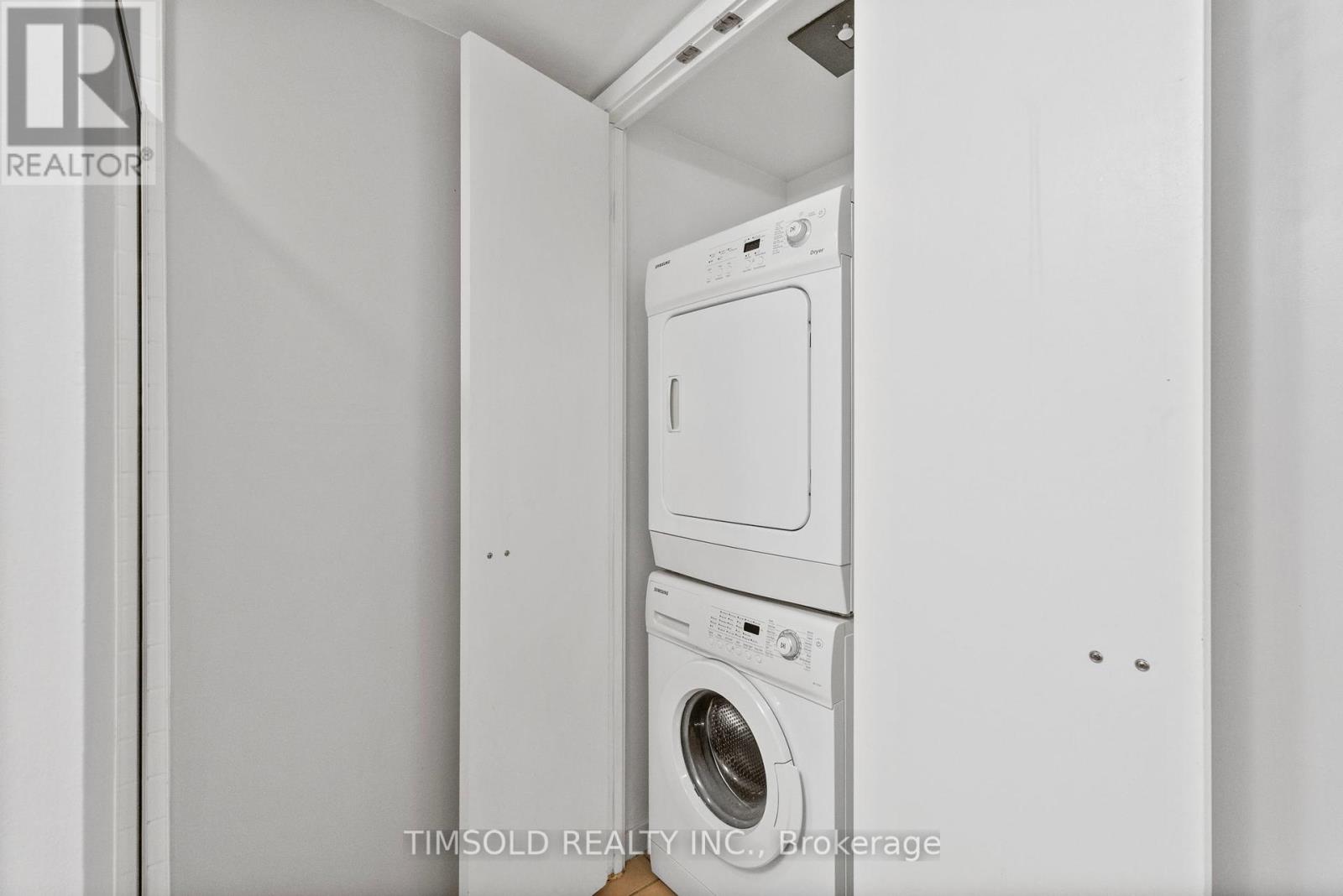 102 - 120 Dallimore Circle, Toronto, Ontario  M3C 4J1 - Photo 21 - C12031563