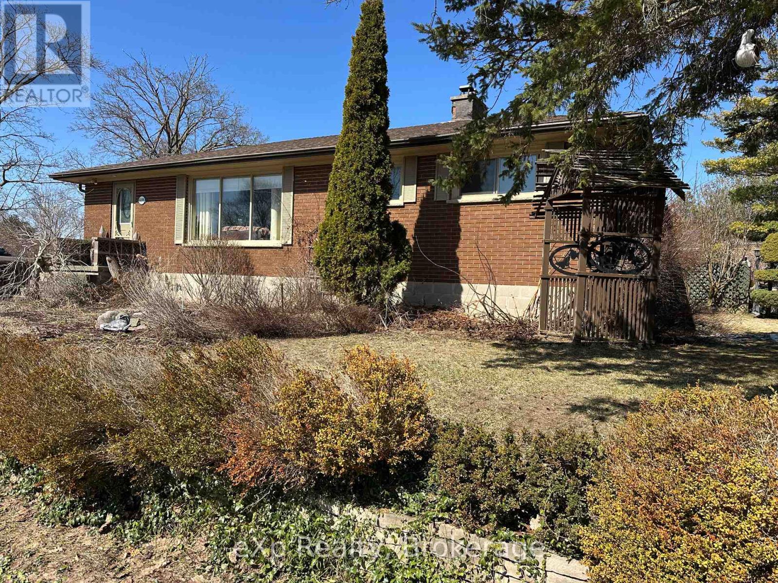 610 13 STREET, Hanover, Ontario