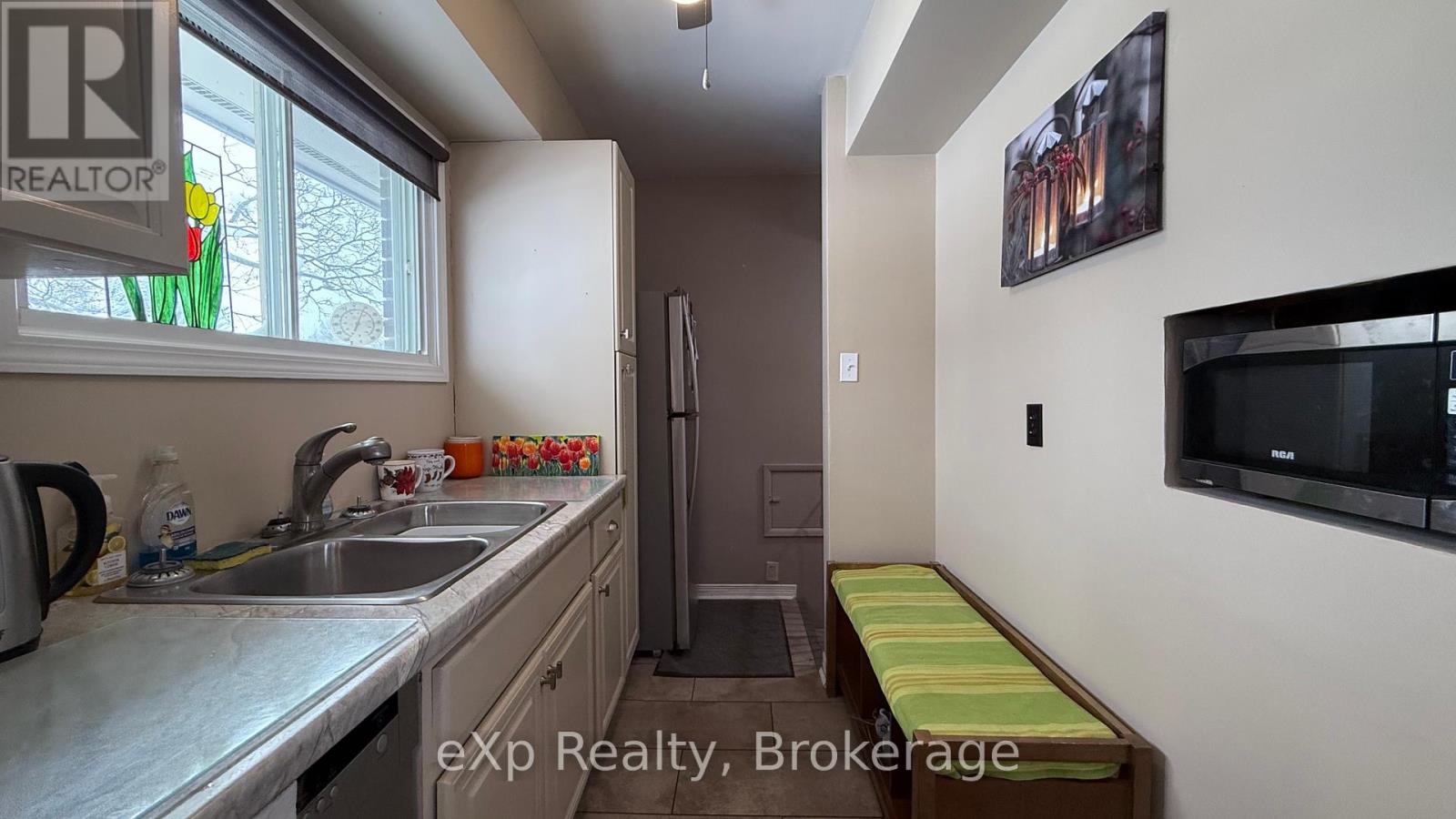 610 13 Street, Hanover, Ontario  N4N 1Y8 - Photo 4 - X11886893