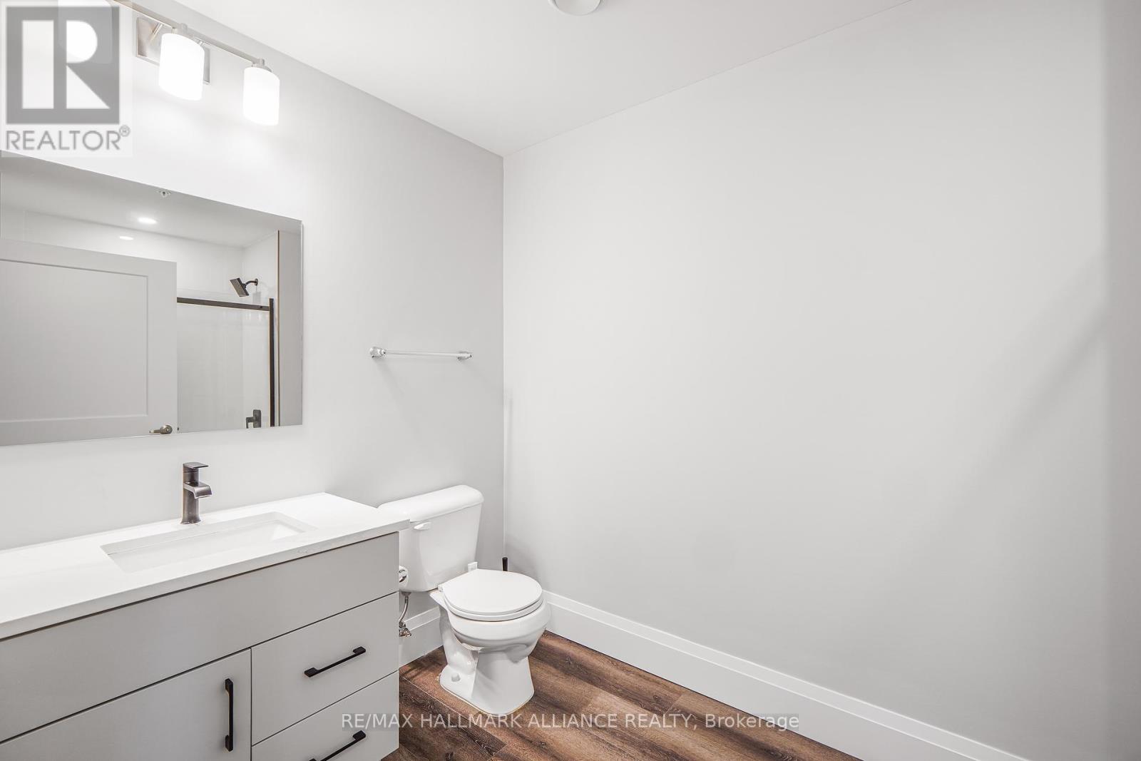 604 - 108 Garment Street, Kitchener, Ontario  N2G 0E2 - Photo 9 - X12044667
