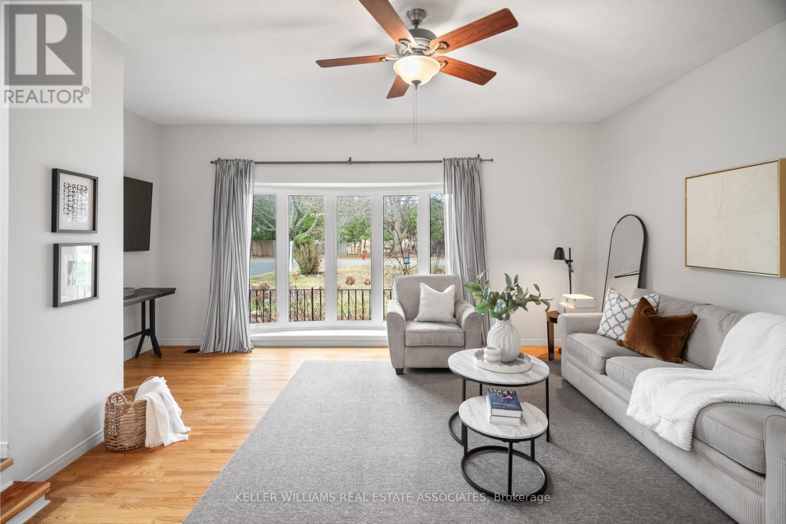 Property at 14 HOPKINS COURT image 3