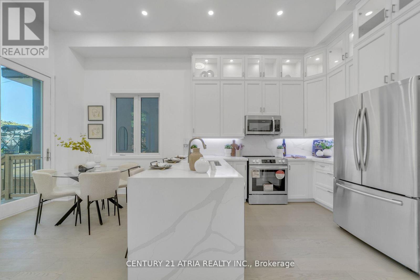 47 Eighth Street, Toronto, Ontario  M8V 3C2 - Photo 16 - W12044023