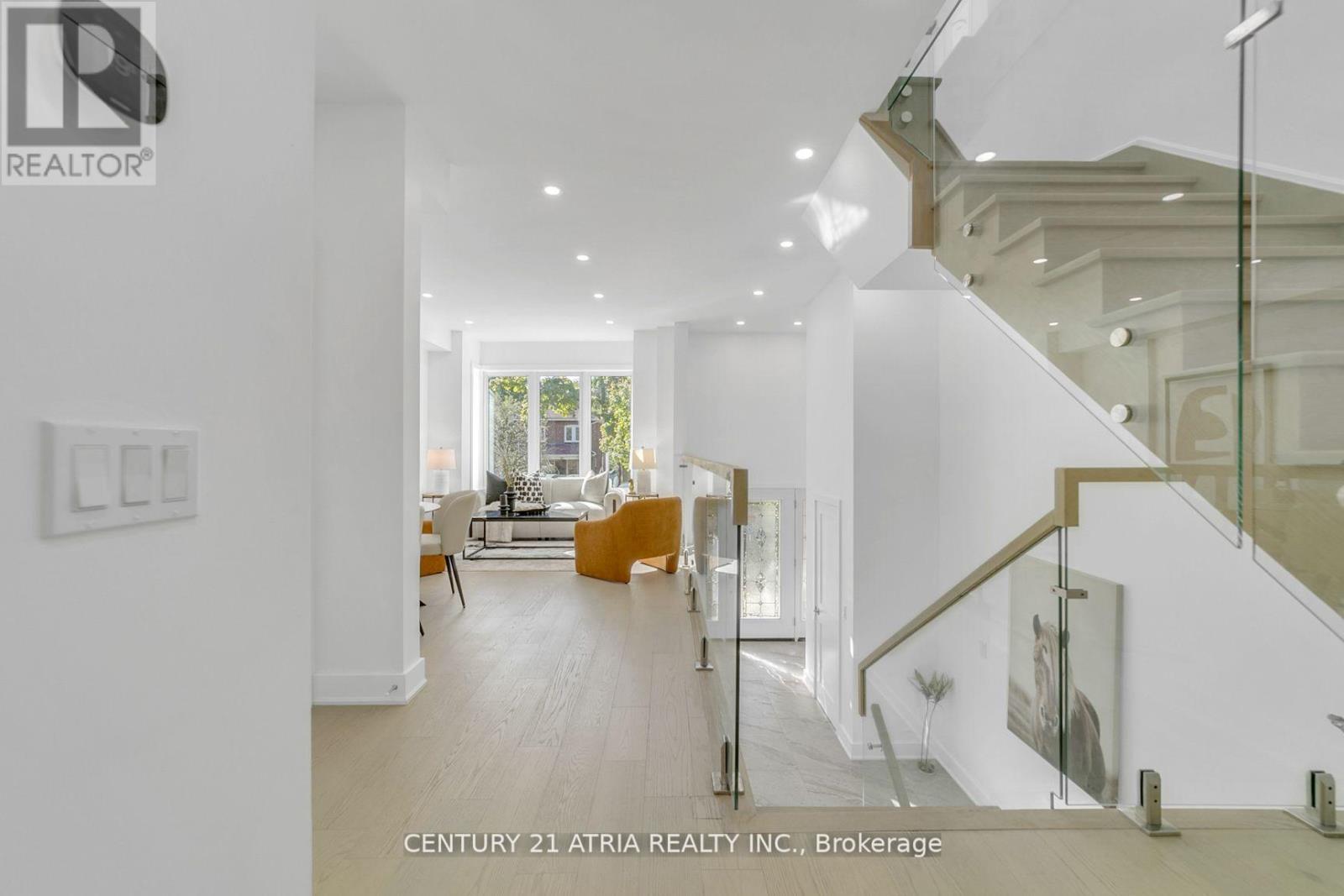 47 Eighth Street, Toronto, Ontario  M8V 3C2 - Photo 6 - W12044023