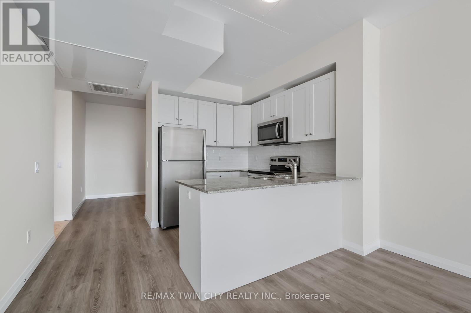 807 - 60 Charles Street W, Kitchener, Ontario  N2G 0C9 - Photo 21 - X11941988
