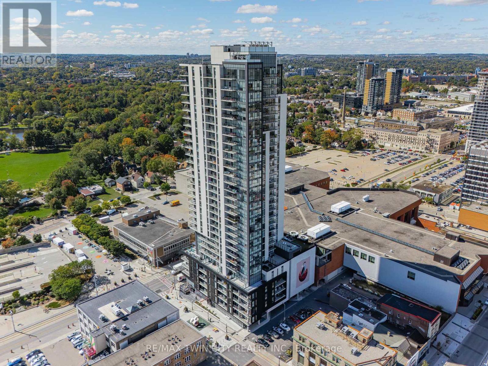 807 - 60 Charles Street W, Kitchener, Ontario  N2G 0C9 - Photo 3 - X11941988