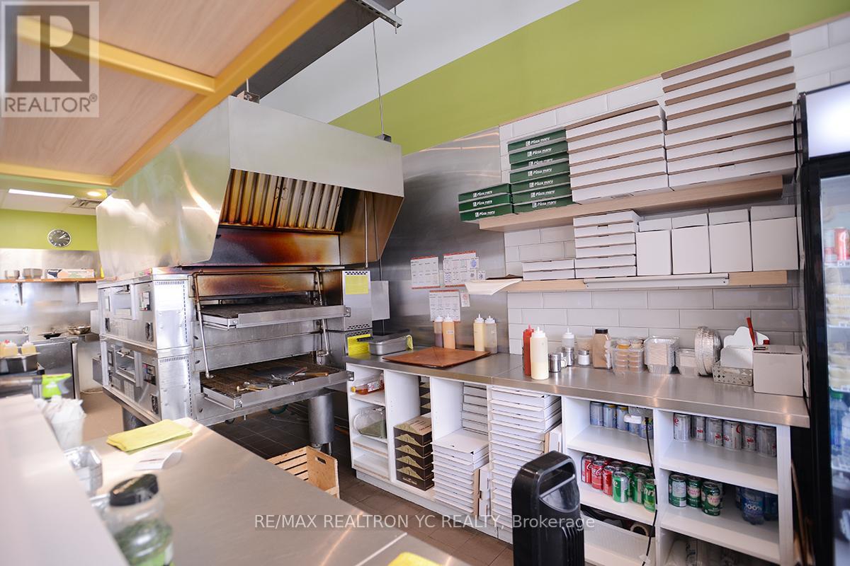 Property at 6048 YONGE STREET image 5