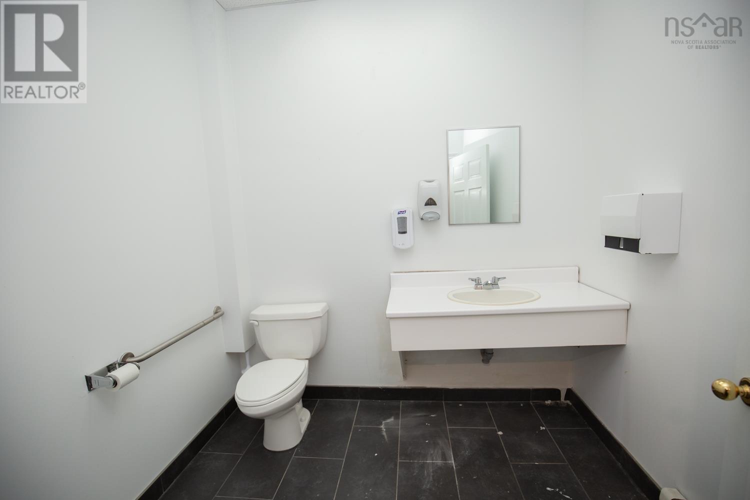 4 & 6 Inglis Place, Truro, Nova Scotia  B2N 4B4 - Photo 31 - 202505971