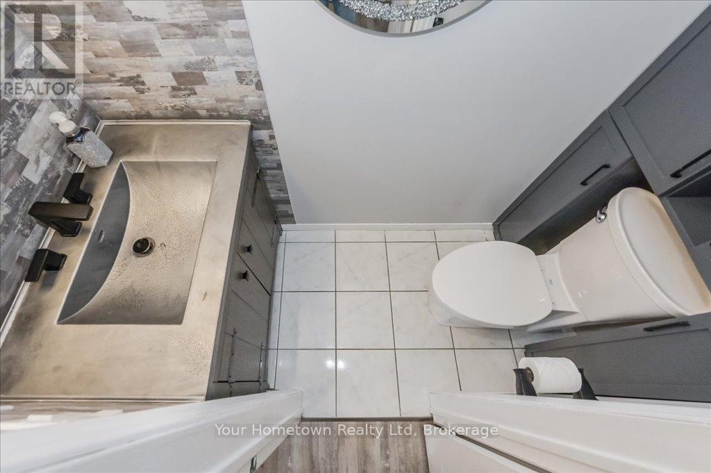 219 Elizabeth Crescent, Centre Wellington, Ontario  N1M 3N1 - Photo 16 - X12044807