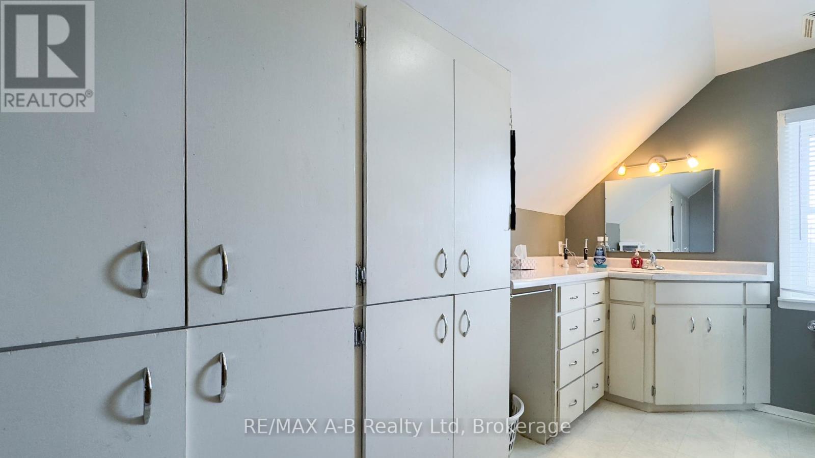 130 Quebec Street, West Perth, Ontario  N0K 1N0 - Photo 25 - X12044878