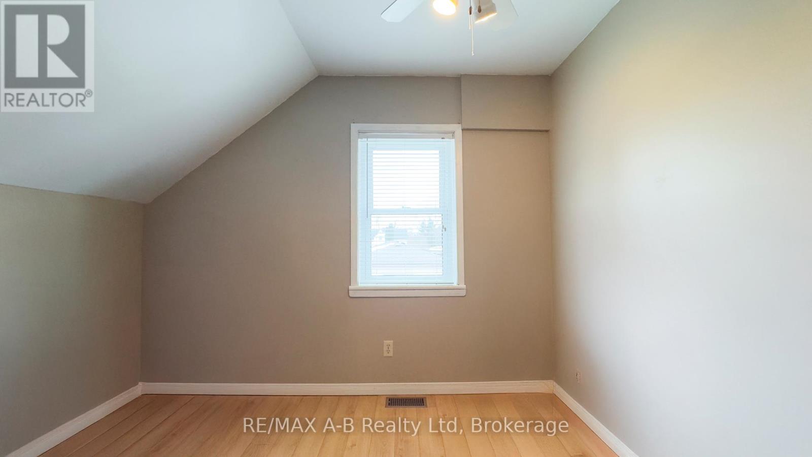 130 Quebec Street, West Perth, Ontario  N0K 1N0 - Photo 27 - X12044878