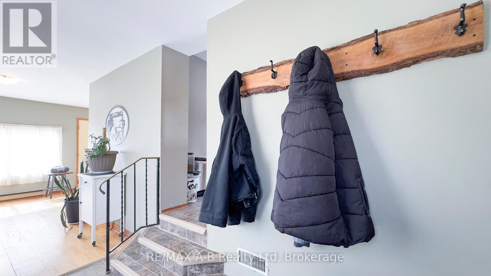 130 Quebec Street, West Perth, Ontario  N0K 1N0 - Photo 4 - X12044878