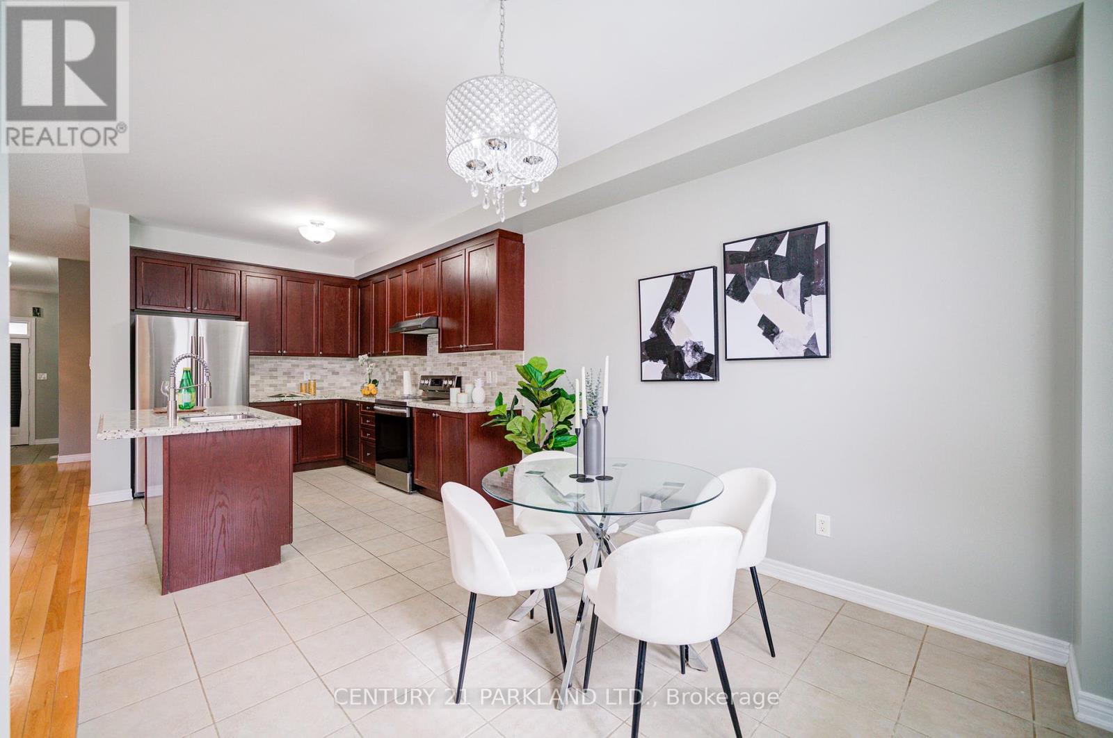 13 Turnhouse Crescent, Markham, Ontario  L6B 0S5 - Photo 10 - N12044831