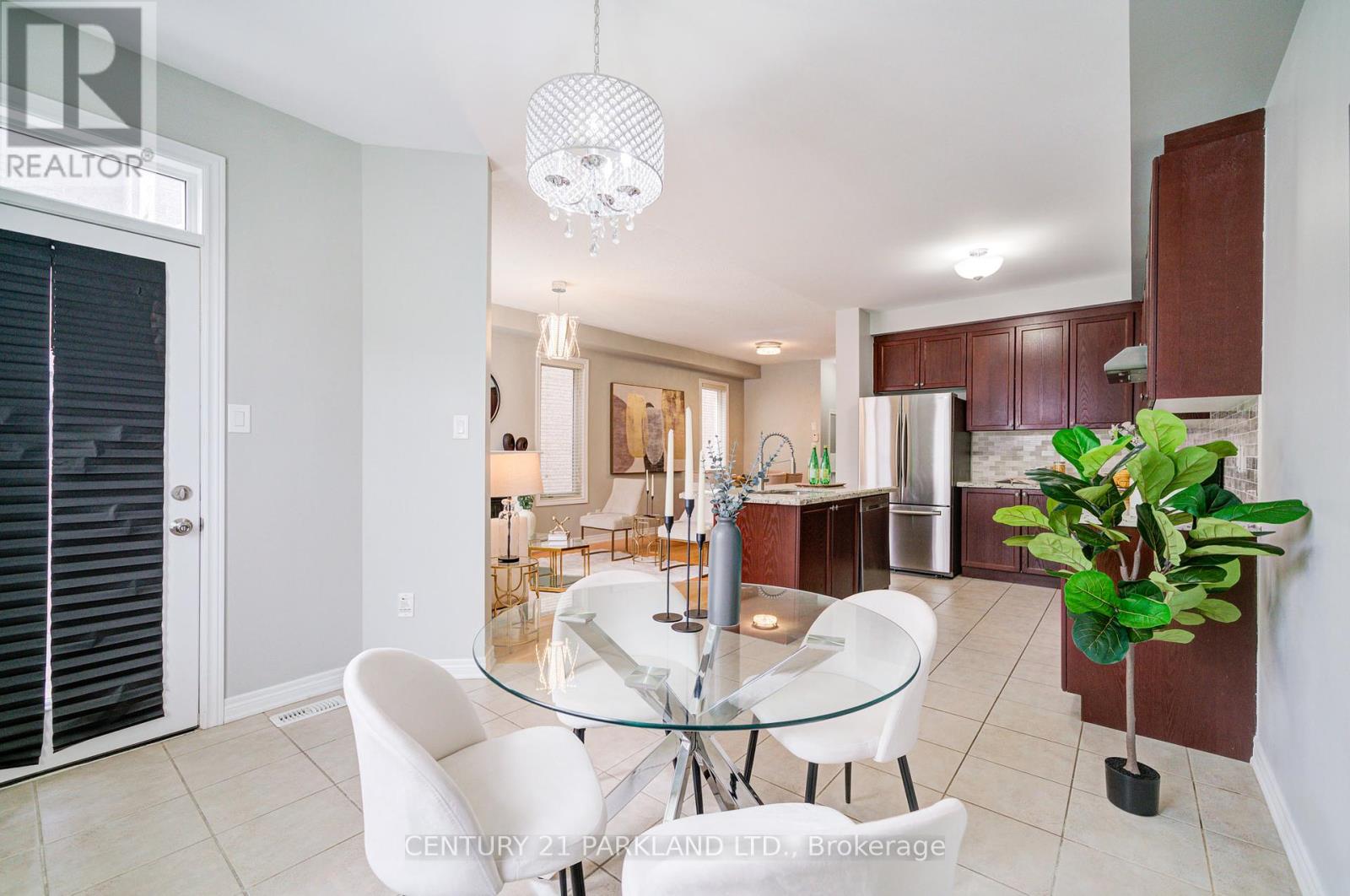 13 Turnhouse Crescent, Markham, Ontario  L6B 0S5 - Photo 12 - N12044831