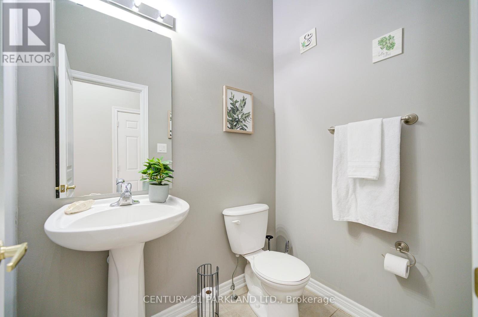 13 Turnhouse Crescent, Markham, Ontario  L6B 0S5 - Photo 17 - N12044831