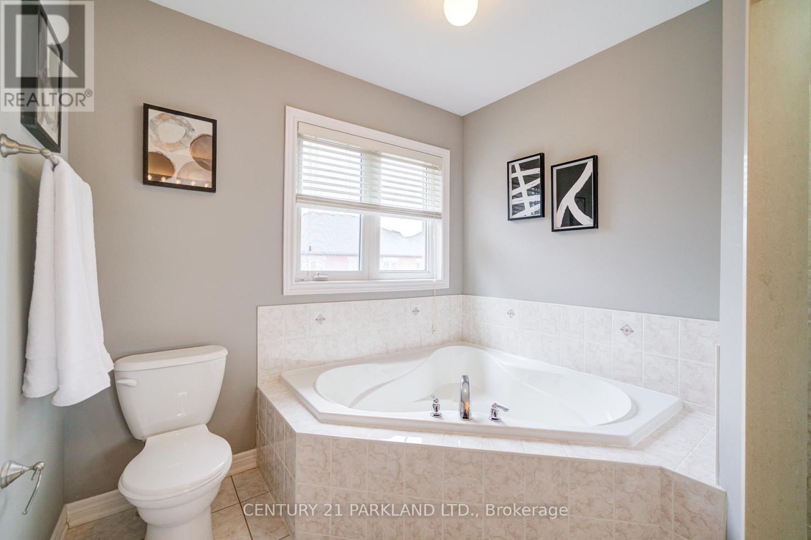 13 Turnhouse Crescent, Markham, Ontario  L6B 0S5 - Photo 25 - N12044831