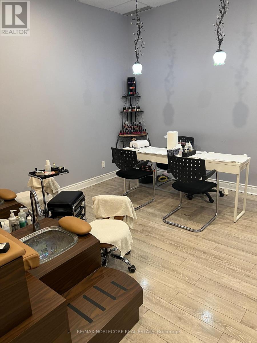 9 - 5 Swan Lake Boulevard, Markham, Ontario  L3P 8C6 - Photo 9 - N12044843