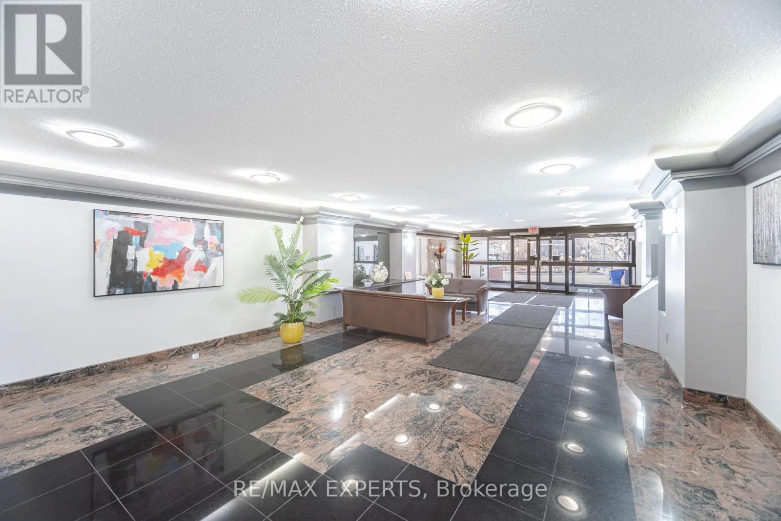 Property at 305 - 100 ARBORS LANE image 4